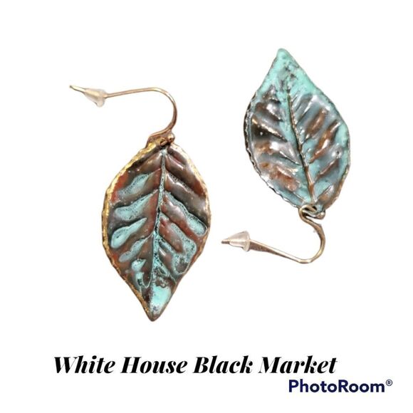 WHITE HOUSE BLACK MARKET PANTINA VERDIGRIS LEAF EARRINGS - Picture 3 of 8